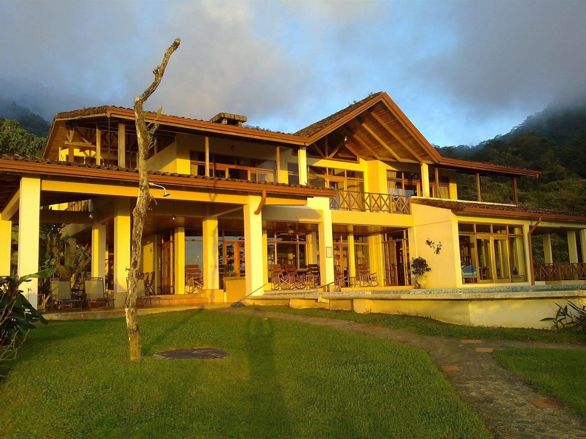 Rio Magnolia Nature Lodge Tinamaste ภายนอก รูปภาพ